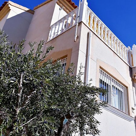 Fabulous Detached Large Villa 5 Bedrooms 3 Bathrooms Backing Onto Villamartin Golf Course 外观 照片