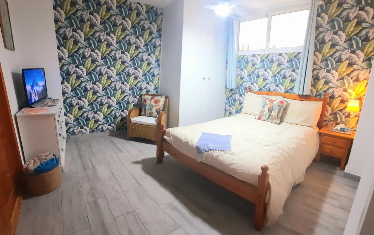 Fabulous Detached Large Villa 5 Bedrooms 3 Bathrooms Backing Onto Villamartin Golf Course 外观 照片