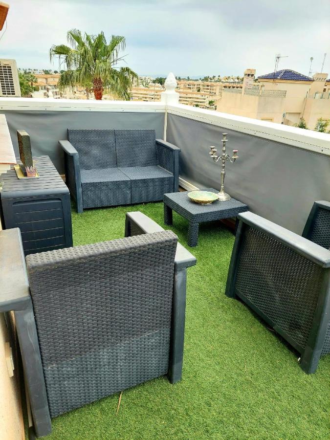 Fabulous Detached Large Villa 5 Bedrooms 3 Bathrooms Backing Onto Villamartin Golf Course 外观 照片