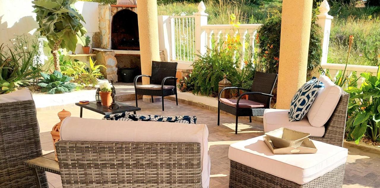 Fabulous Detached Large Villa 5 Bedrooms 3 Bathrooms Backing Onto Villamartin Golf Course 外观 照片