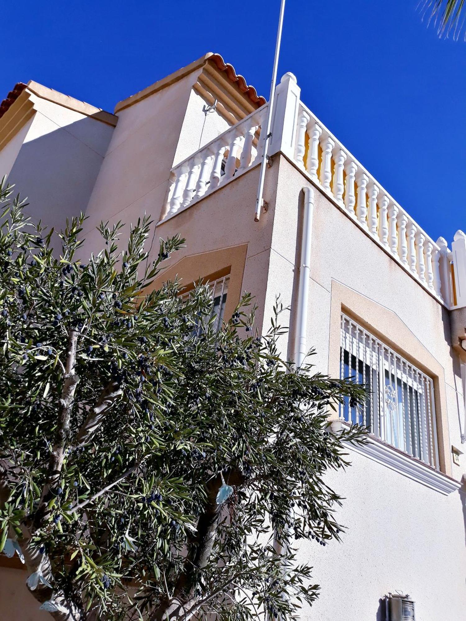 Fabulous Detached Large Villa 5 Bedrooms 3 Bathrooms Backing Onto Villamartin Golf Course 外观 照片