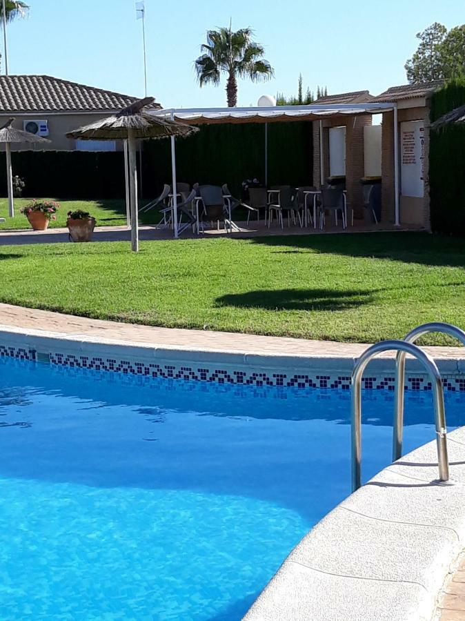 Fabulous Detached Large Villa 5 Bedrooms 3 Bathrooms Backing Onto Villamartin Golf Course 外观 照片